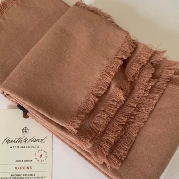 NWT Hearth & Hand w Magnolia-2 X 4 pack Raw Edge Linen Blend 8 Napkins Rose Gold - Picture 2 of 9